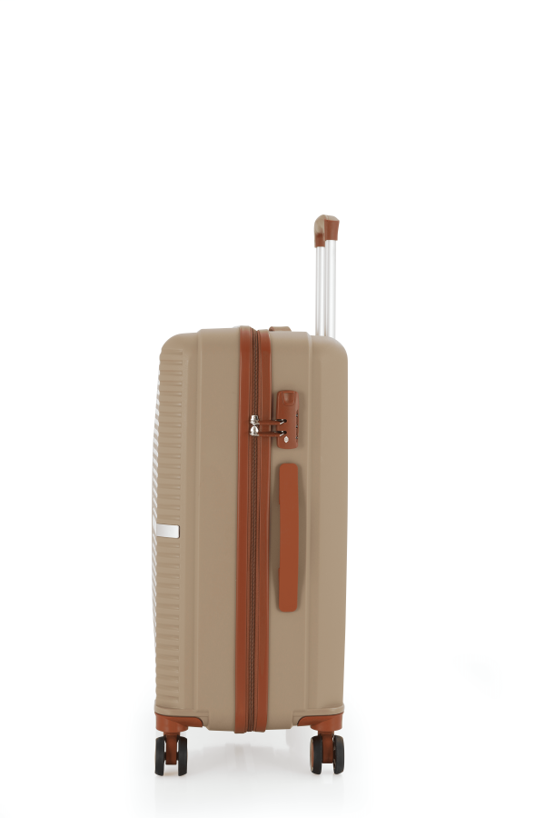 ff747307-9d8f-42b0-bc9c-be86f91dd3a9-5f4931